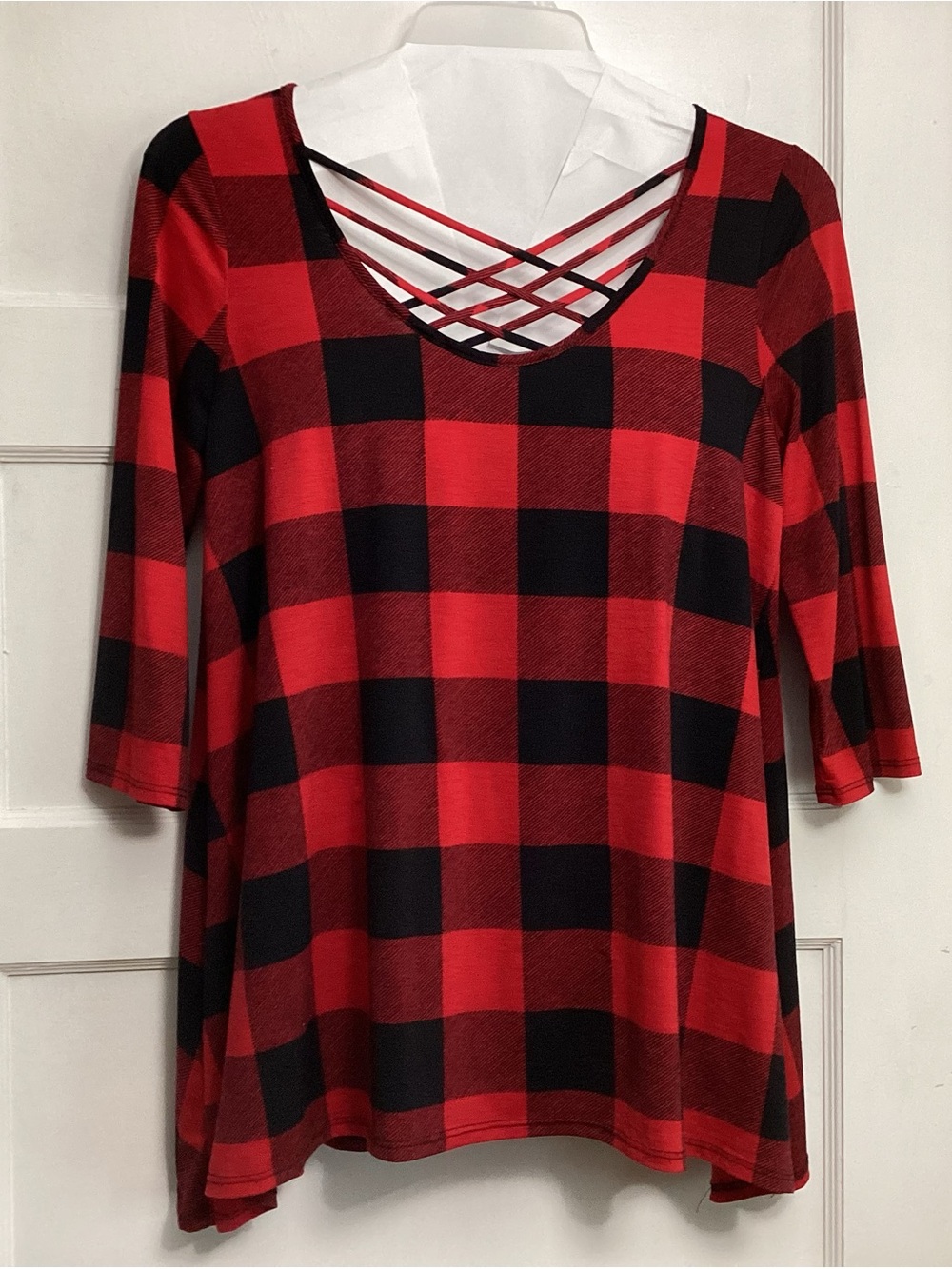 Red & Black Buffalo Plaid Crisscross Lightweight Scoop Neck Top Shirt